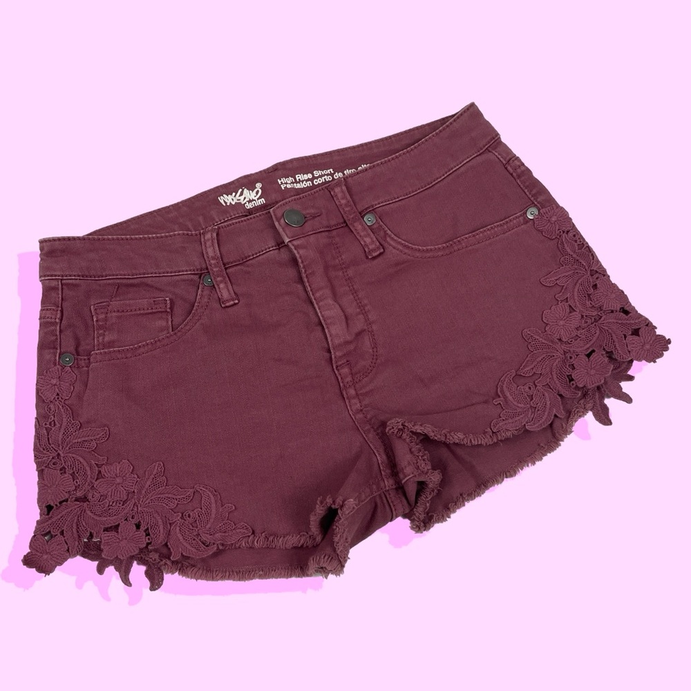 Mossimo High Rise Rose Crocheted Denim Shorts 4/27